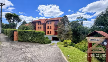 Apartamento com 3 dormitórios à venda, 142 m² por R$ 790.000 - Vila Capivari - Campos do Jordão/SP