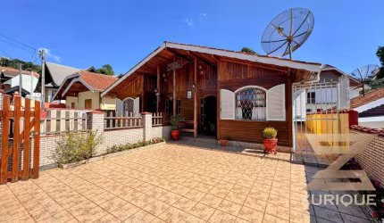 Casa com 6 dormitórios à venda, 279 m² por R$ 850.000 - Vila Nova Suiça - Campos do Jordão/SP