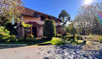 Casa com 6 dormitórios à venda, 386 m² por R$ 3.950.000 - Alto Do Capivari - Campos do Jordão/SP