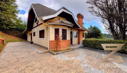Casa com 4 dormitórios à venda, 295 m² por R$ 1.150.000,00 - Colinas Capivari - Campos do Jordão/SP
