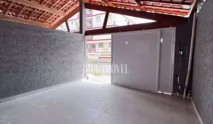 Casa Geminada à venda no Ocian - Praia Grande - SP: