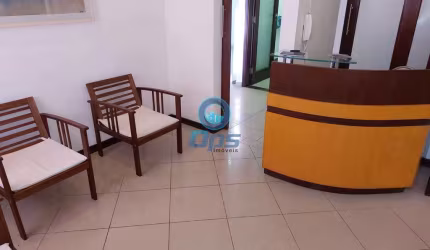 Conjunto Comercial em Santos.
