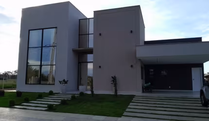 Linda casa de alto Padrão no HARAS RESIDENCE