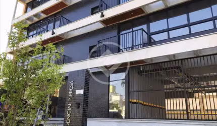 Belíssimo studio mobiliado e decorado na Trindade codigo: 23147