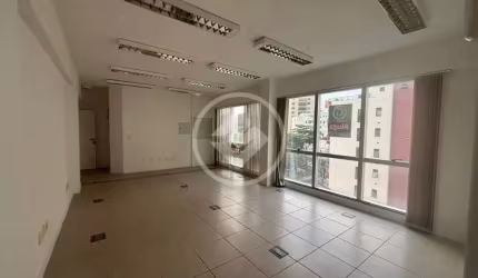 Sala Comercial em Andar Inteiro na Av. principal do Centro de Florianópolis codigo: 65282