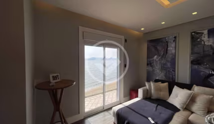 Sobrado residencial / comercial pé na areia codigo: 69545