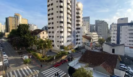 Apartamento 2 dormitórios, sendo 1 suíte, semimobiliado codigo: 75662