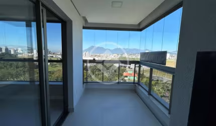 Apartamento 1 suite 2 dormitórios com varanda churrasqueira a carvão e vista deslumbrante codigo: 76770