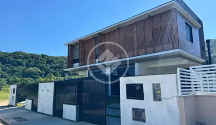 Casa com 3 quartos (sendo 1 suíte)- Villa Pamplona codigo: 80545