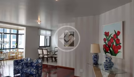 Excelente apartamento com 4 dormitórios na rua mais charmosa do Centro de Florianópolis codigo: 89252