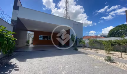 Casa localizada no Centro de Tijucas codigo: 95274