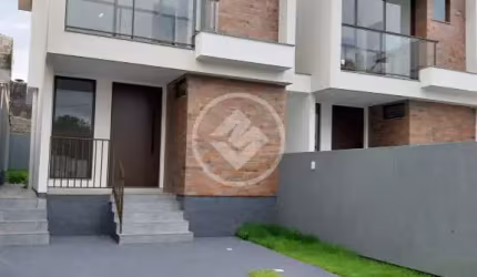 Venham conhecer este incrível sobrado geminado em São José, no bairro Serraria! codigo: 102804