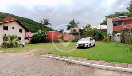 Terreno em condomínio fechado à venda na Rua Isid Dutra, 173, Cacupé, Florianópolis, 522 m2 por R$ 849.990