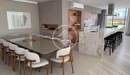 Apartamento com 3 suítes Vista mar em Jurerê codigo: 114967