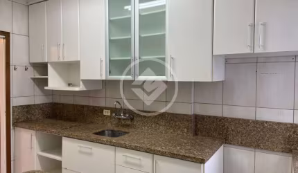 Apartamento no Centro de Florianópolis 3 dormitórios sendo 1 Suíte codigo: 115306