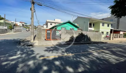 Casa à Venda em São José – SC codigo: 118478
