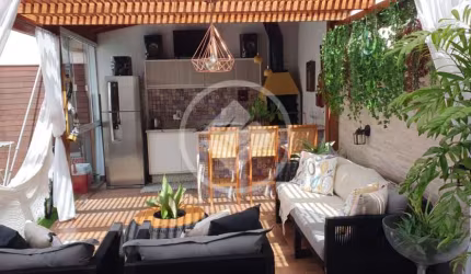 Casa com 2 quartos à venda na Rua dos Cocãos, 86, Madri, Palhoça, 95 m2 por R$ 712.500