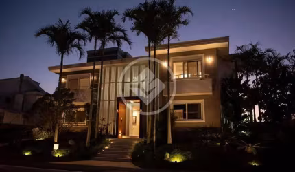 CASA EM JURERÊ INTERNACIONAL - FLORIANÓPOLIS codigo: 124147
