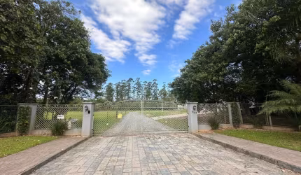 Terreno em condomínio fechado em Pirabeiraba