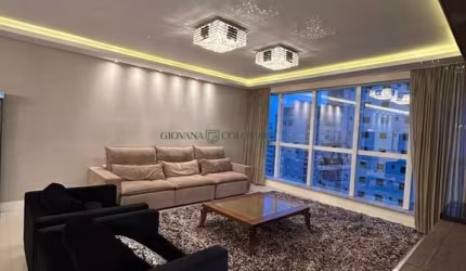 Apartamento Alto Padrão mobiliado a poucos metros do mar