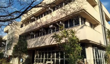 Prédio comercial para locação, São João, Porto Alegre.