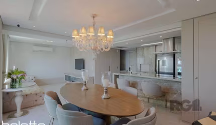 Linda Cobertura para comprar  com 3 dormitorios no Parigi Residence Service