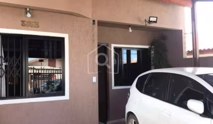 Sobrado triplex de frente pra rua Novo Mundo