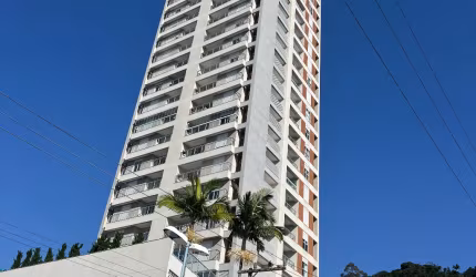 Lindo Apartamento brava com suíte