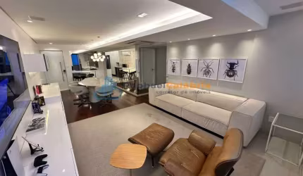 LINDO E ESPA&#199;OSO APARTAMENTO NA JAQUEIRA