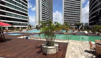 EXCELENTE APARTAMENTO COM LOCALIZA&#199;&#195;O PRIVILEGIADA EM BOA VIAGEM