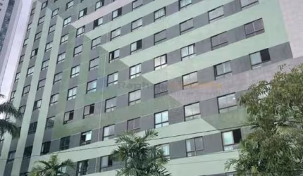 FLAT COM LOCALIZA&#199;&#195;O PRIVILEGIADA EM FRENTE AO PARQUE DA JAQUEIRA