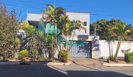Casa à venda, 300 m² por R$ 1.290.000,00 - Centro - Pedro Leopoldo/MG