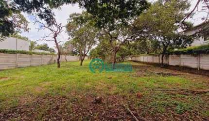 Lote em condomínio fechado 1000 metros quadrados