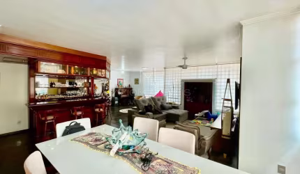 Casa para Venda em Jundiaí, Jardim das Samambaias, 5 dormitórios, 1 suíte, 5 banheiros, 7 vagas