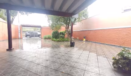 Casa para Venda em Jundiaí, Jardim Bandeiras, 3 dormitórios, 1 banheiro, 5 vagas