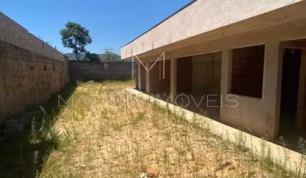 Casa para Venda em Cabreúva, Fazendinha Real, 3 dormitórios, 3 suítes, 5 banheiros, 2 vagas