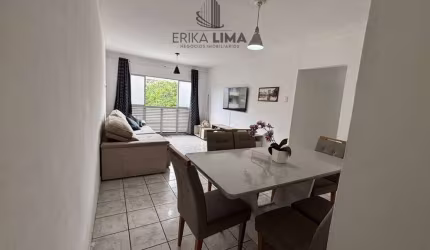 Apartamento  mobiliado com 03 quartos mais dependência na Boa Vista com 01 vaga de garagem e portaria 24 horas