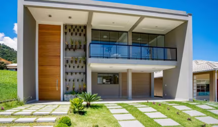 Casa com 4 quartos em condomínio em Vargem Grande, Teresópolis.