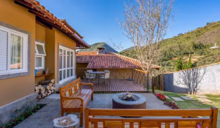 Casa com 5 quartos em condomínio em Albuquerque, Teresópolis.