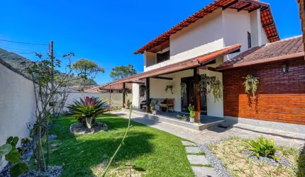 Casa com 3 quartos no Comary, Teresópolis.