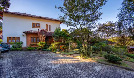 Casa com 3 quartos em condomínio em Quebra Frascos, Teresópolis.
