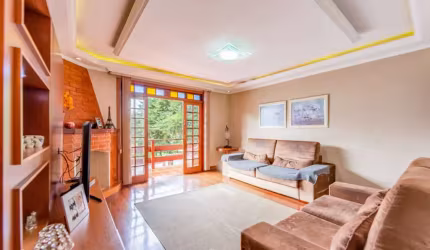 Casa com 4 quartos na Granja Guarani, Teresópolis.