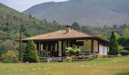 Casa 4 quartos - Araras