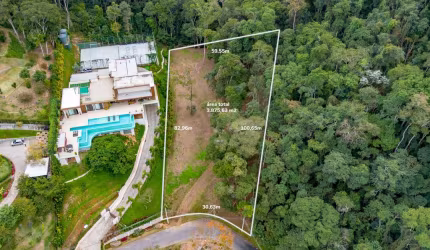 Lote em condomínio em Itaipava, Petrópolis.