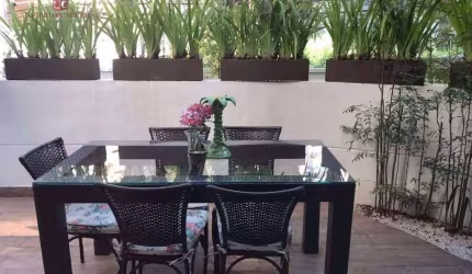 Casa à venda en condomínio fechado de alto padrão na Vila Andrade-Morumbi. 3 Suites, 2 vagas, 170m2.
