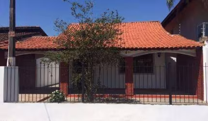 Casa para Venda em Mongaguá, Vila São Paulo, 2 dormitórios, 2 banheiros, 4 vagas