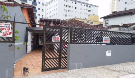 Casa para Venda no bairro Vila Caiçara, localizado na cidade de Praia Grande / SP.