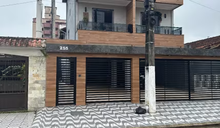 Sobrado novo em condominio fechado a 150 metros da praia!!!