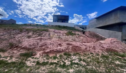 Terreno à venda em Indaiatuba, Parque Villa dos Pinheiros, com 548.74 m²