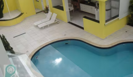 Excelente Casa  em Alphaville C/ 5 Suítes, Piscina Aquecida!